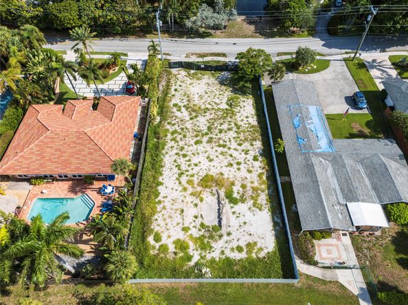 2512 Barbara Dr, Fort Lauderdale FL 33316