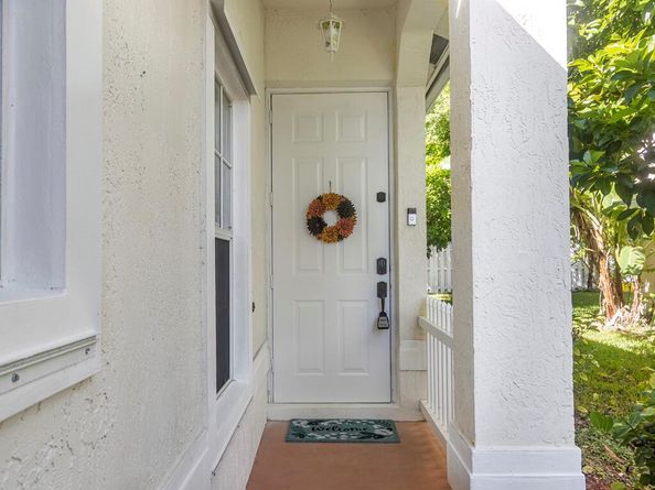 137 Prestige Drive, Royal Palm Beach FL 33411