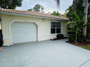 137 Prestige Drive, Royal Palm Beach FL 33411