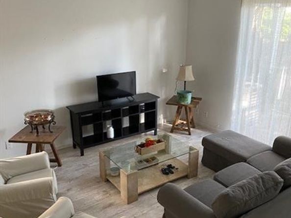 1978 Madeira Dr 1978, Weston FL 33327