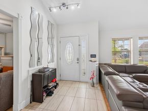 25 Cedar Circle, Boynton Beach FL 33436