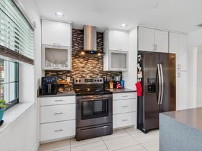 25 Cedar Circle, Boynton Beach FL 33436