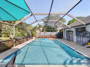 25 Cedar Circle, Boynton Beach FL 33436