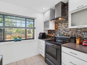 25 Cedar Circle, Boynton Beach FL 33436