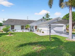 25 Cedar Circle, Boynton Beach FL 33436