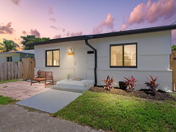 1561 NE 33rd Street, Oakland Park FL 33334