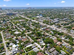 1561 NE 33rd Street, Oakland Park FL 33334