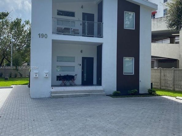190 NW 57th Street, Miami FL 33127