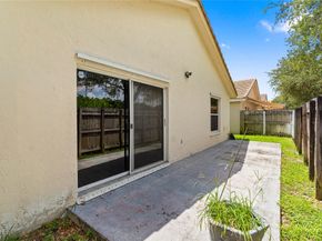 674 NW 183rd Way, Pembroke Pines FL 33029