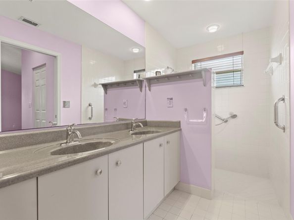 674 NW 183rd Way, Pembroke Pines FL 33029