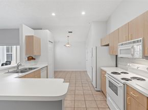 674 NW 183rd Way, Pembroke Pines FL 33029