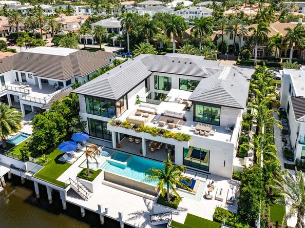 207 W Coconut Palm Road, Boca Raton FL 33432