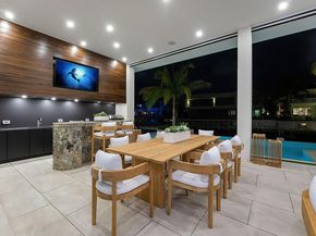 207 W Coconut Palm Road, Boca Raton FL 33432