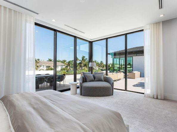 207 W Coconut Palm Road, Boca Raton FL 33432