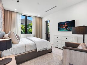 207 W Coconut Palm Road, Boca Raton FL 33432