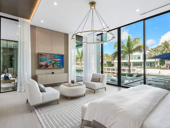 207 W Coconut Palm Road, Boca Raton FL 33432