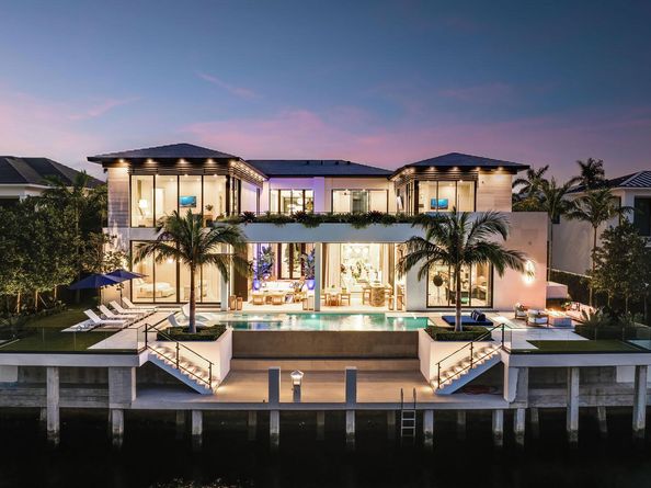 207 W Coconut Palm Road, Boca Raton FL 33432