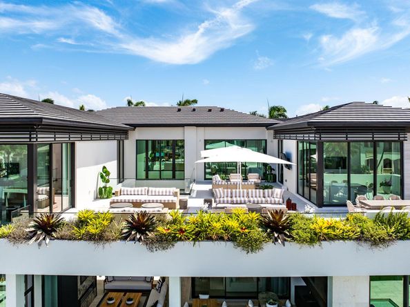207 W Coconut Palm Road, Boca Raton FL 33432