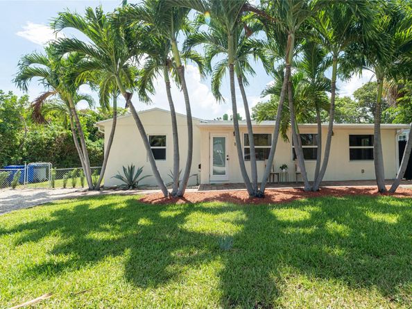 15 SE 13th Ave, Pompano Beach FL 33060