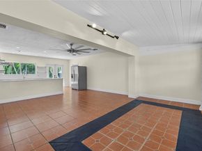 15 SE 13th Ave, Pompano Beach FL 33060