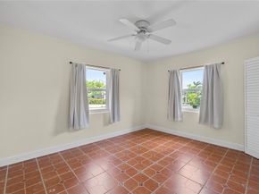 15 SE 13th Ave, Pompano Beach FL 33060