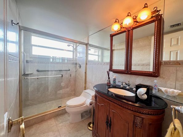 3581 S Ocean Boulevard 7e, South Palm Beach FL 33480