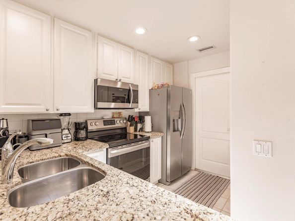 2069 Tarpon Lake Way, West Palm Beach FL 33411