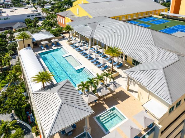 2640 Lake Shore Drive 1415, Riviera Beach FL 33404