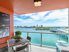 2640 Lake Shore Drive 1415, Riviera Beach FL 33404
