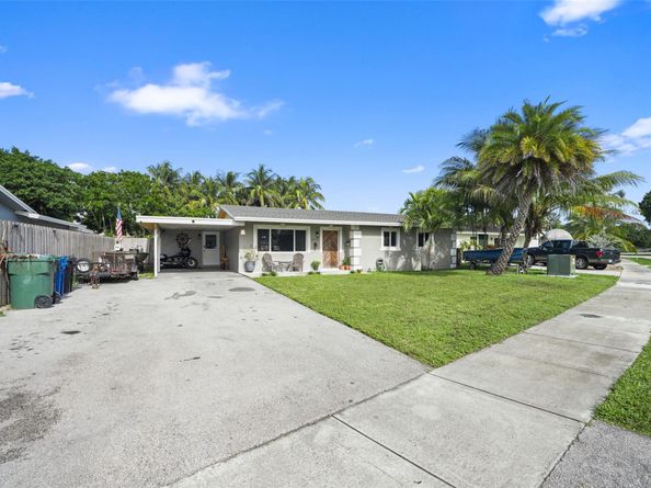 2251 SW 33rd Ave, Fort Lauderdale FL 33312