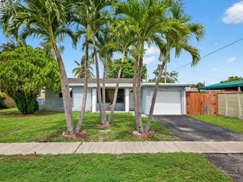 2420 N 58th Terrace