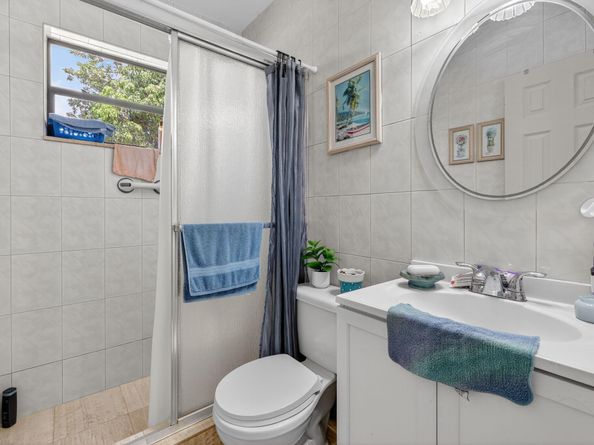 2420 N 58th Terrace, Hollywood FL 33021