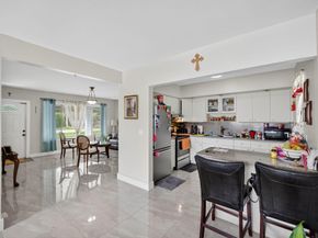 2420 N 58th Terrace, Hollywood FL 33021