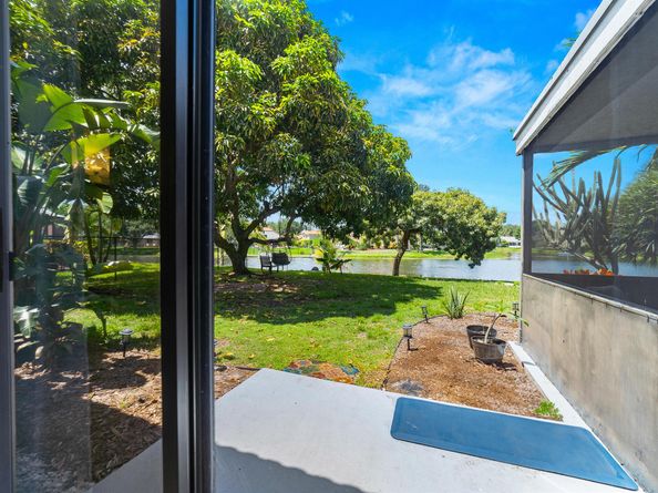 3136 Peachtree Circle, Davie FL 33328