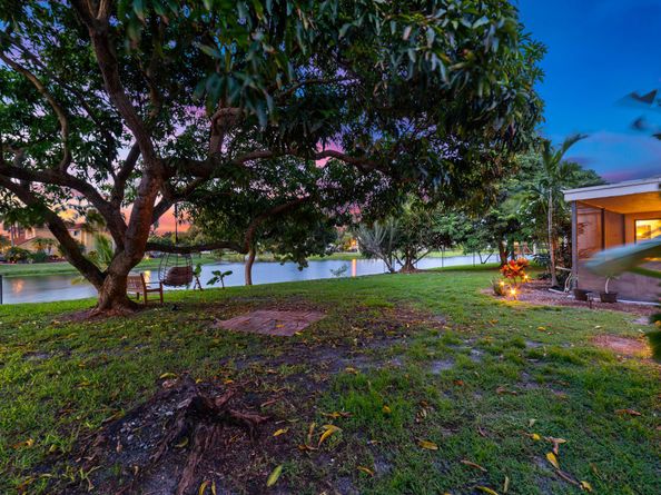 3136 Peachtree Circle, Davie FL 33328