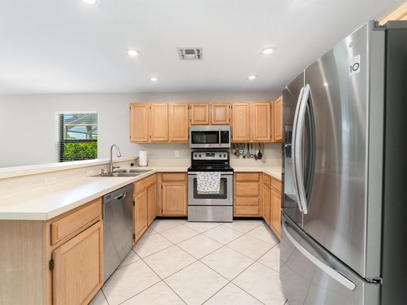 3136 Peachtree Circle, Davie FL 33328