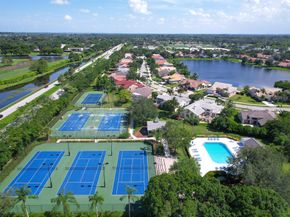 3136 Peachtree Circle, Davie FL 33328