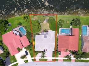 3136 Peachtree Circle, Davie FL 33328