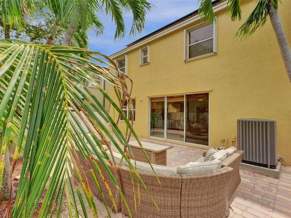 5373 SW 155th Way, Miramar FL 33027