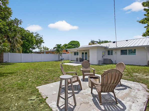 342 Azalea Street, Palm Beach Gardens FL 33410