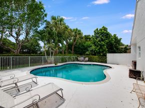 212 Kensington Way, Royal Palm Beach FL 33414