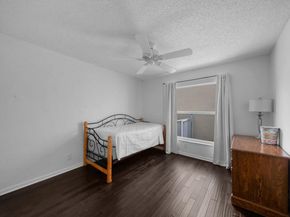212 Kensington Way, Royal Palm Beach FL 33414