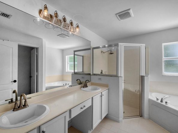 212 Kensington Way, Royal Palm Beach FL 33414
