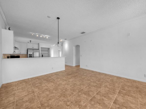 212 Kensington Way, Royal Palm Beach FL 33414