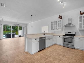 212 Kensington Way, Royal Palm Beach FL 33414