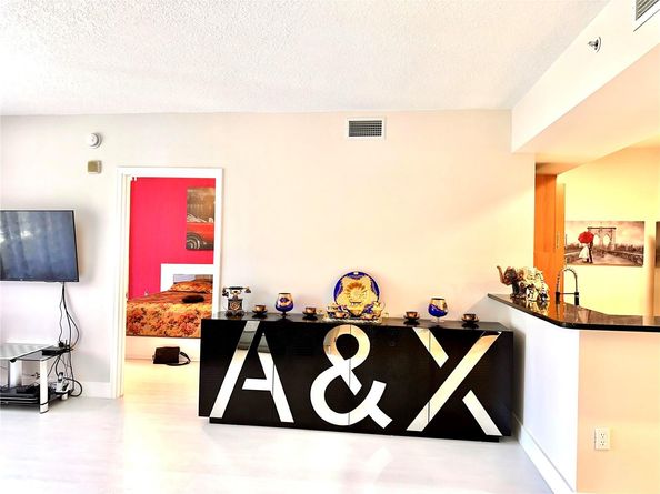 18800 NE 29th 412, Aventura FL 33180