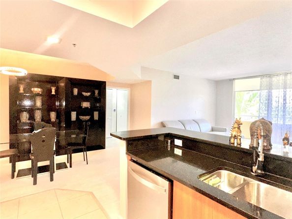 18800 NE 29th 412, Aventura FL 33180