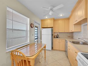4000 NW 44th Ave 401, Lauderdale Lakes FL 33319