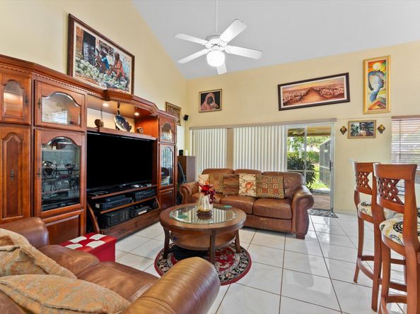 5600 NW 38th Terrace, Coconut Creek FL 33073