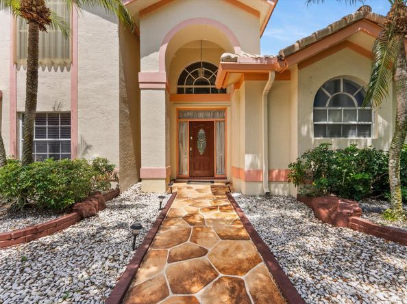 5600 NW 38th Terrace, Coconut Creek FL 33073
